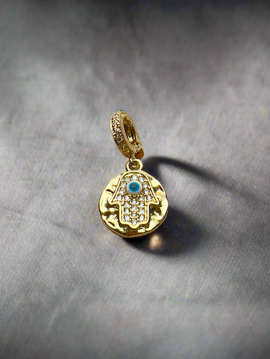 Charm and Disarm Charm - Maricel
