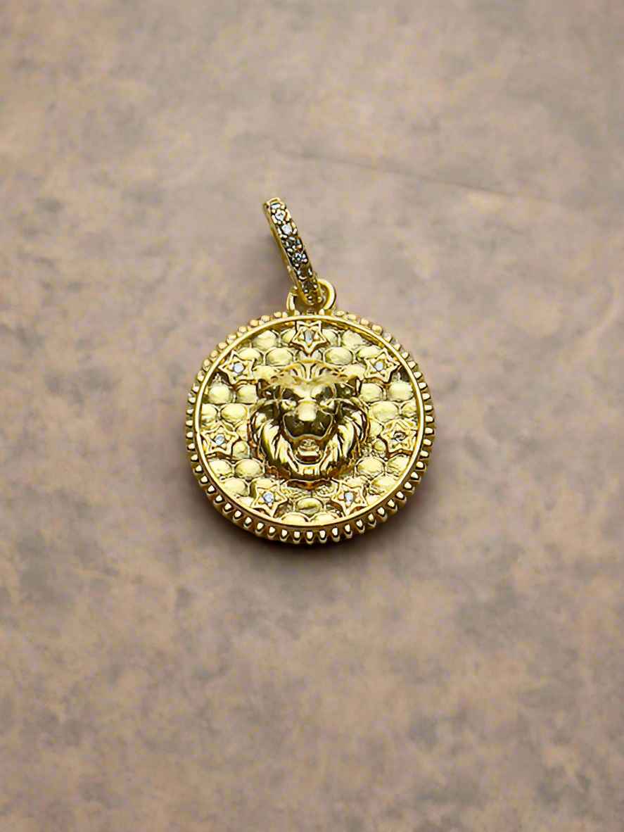 Royal Roar Charm - Maricel