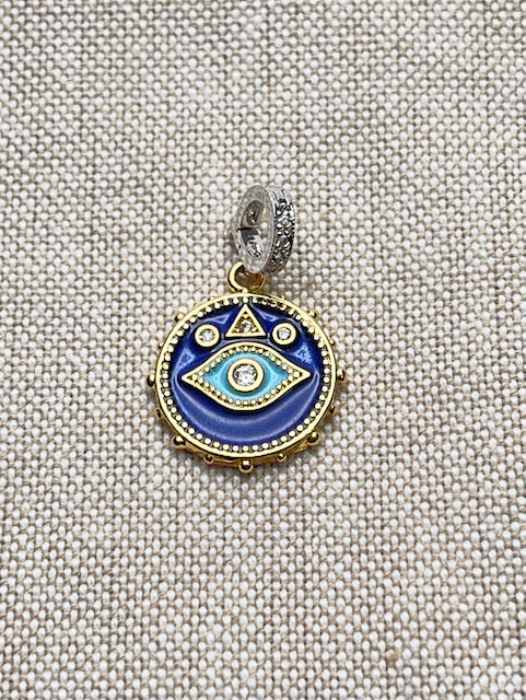 Side-Eye Sparkler Charm - Maricel