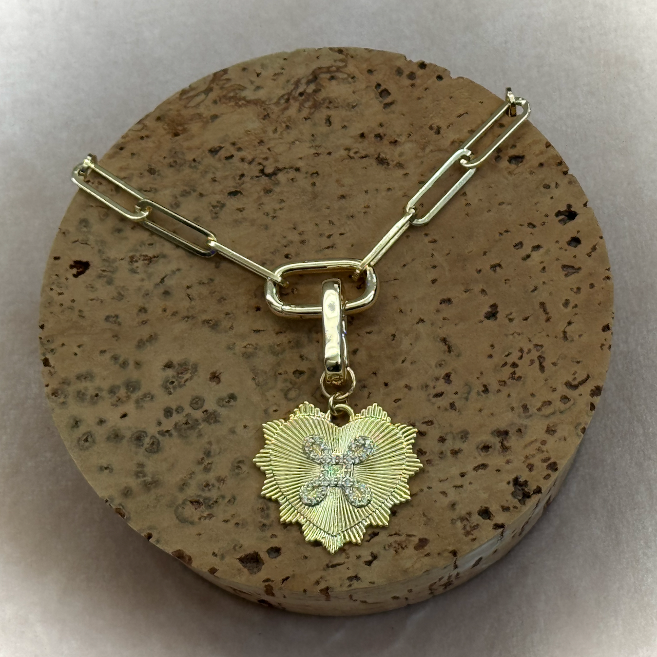 Monarch's Kiss Charm - Maricel