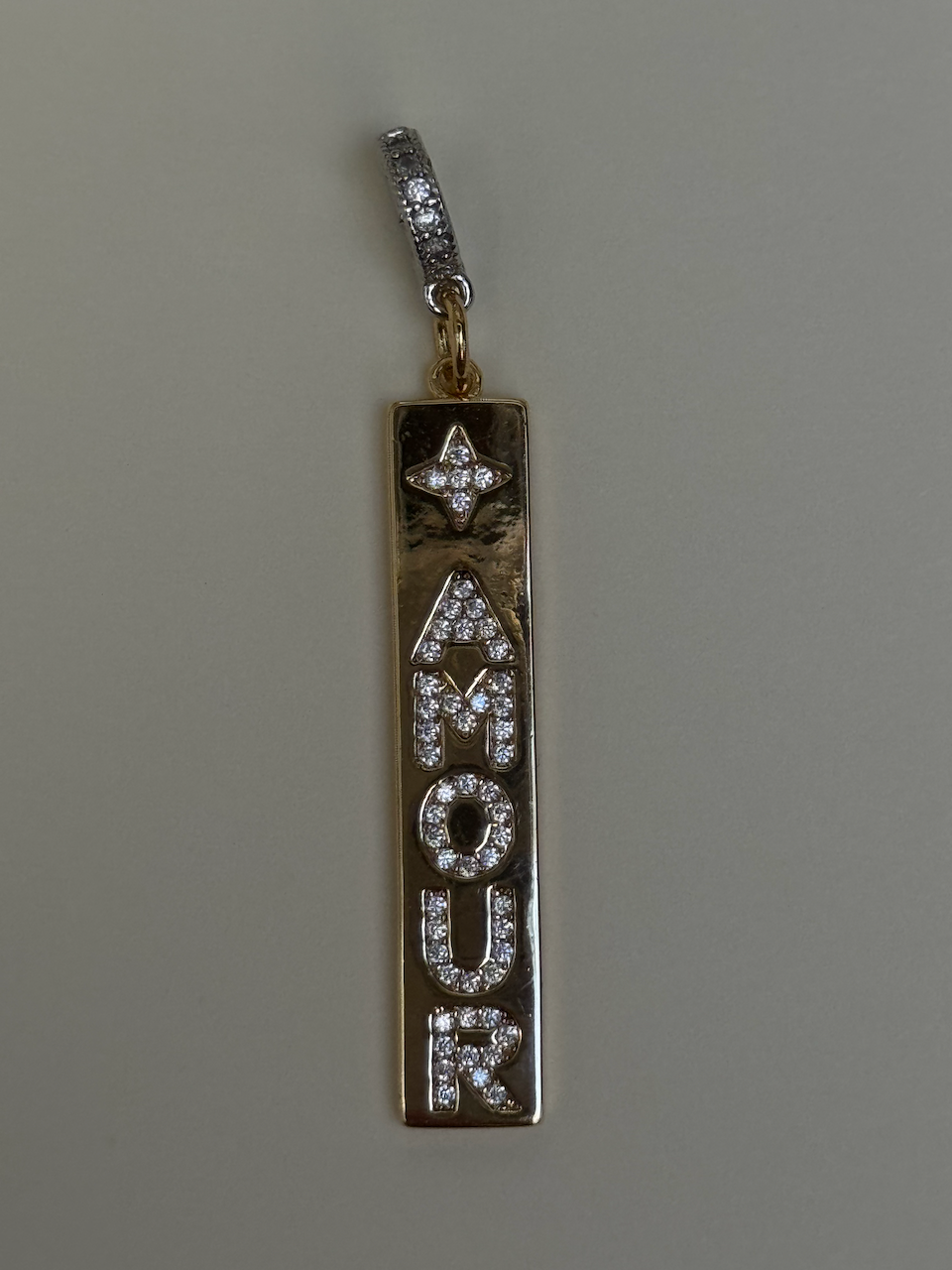 Amour Luster Charm - Maricel