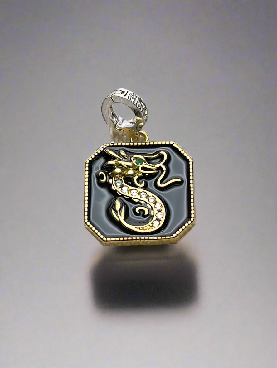 DragonGlam Charm - Maricel