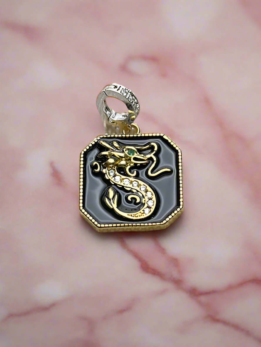 DragonGlam Charm - Maricel